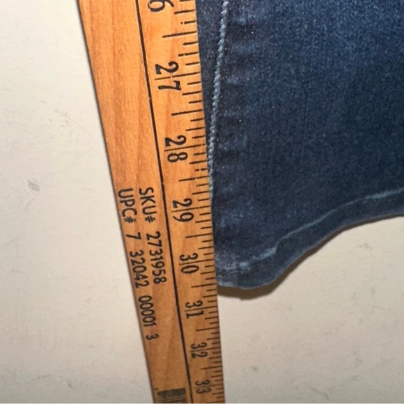 Banana Republic Jeans Women’s Size 31 High Rise Flare Blue Comfortable Y2K Boho - Picture 6 of 9
